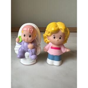 Fisher-Price Little People Happy Sounds Home Mom with Baby 2012